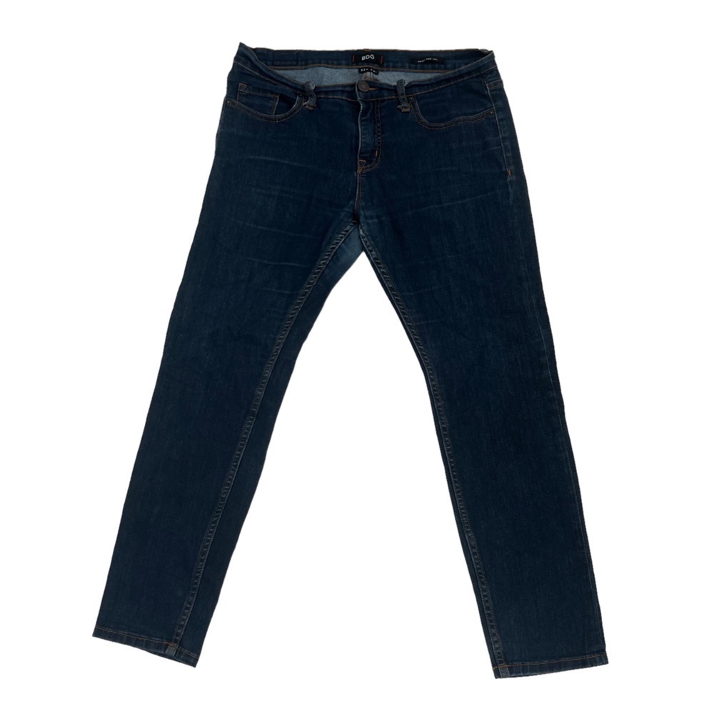 BDG Mid Rise Twig Ankle Jeans Size 32 x 39 Women's